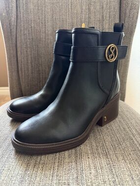 Sam & Libby Black Ankle Booties with Gold Emblem